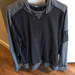 Lululemon sweatshirt
